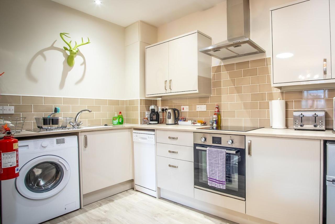 Douglas House Apartments نايرن المظهر الخارجي الصورة