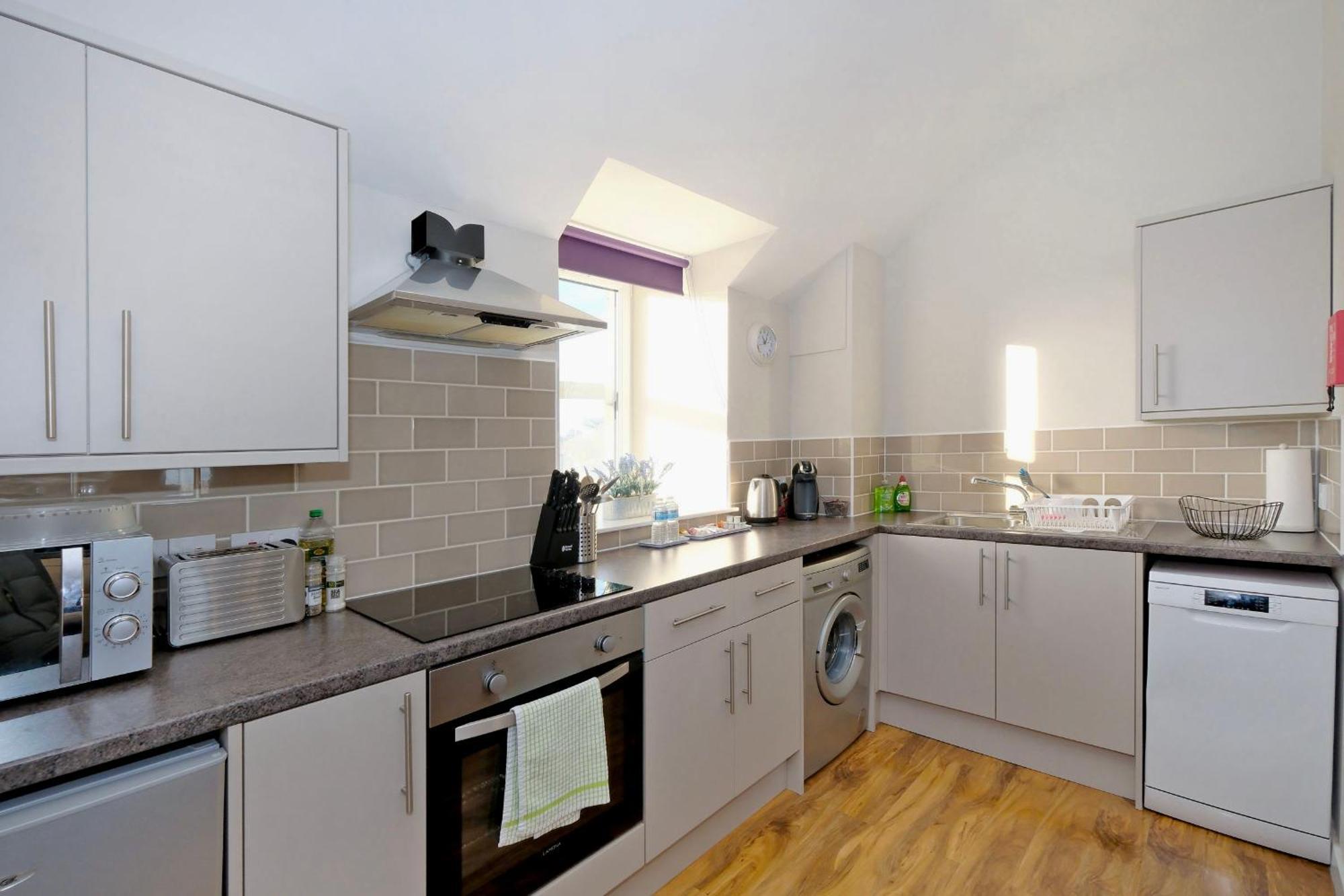 Douglas House Apartments نايرن المظهر الخارجي الصورة